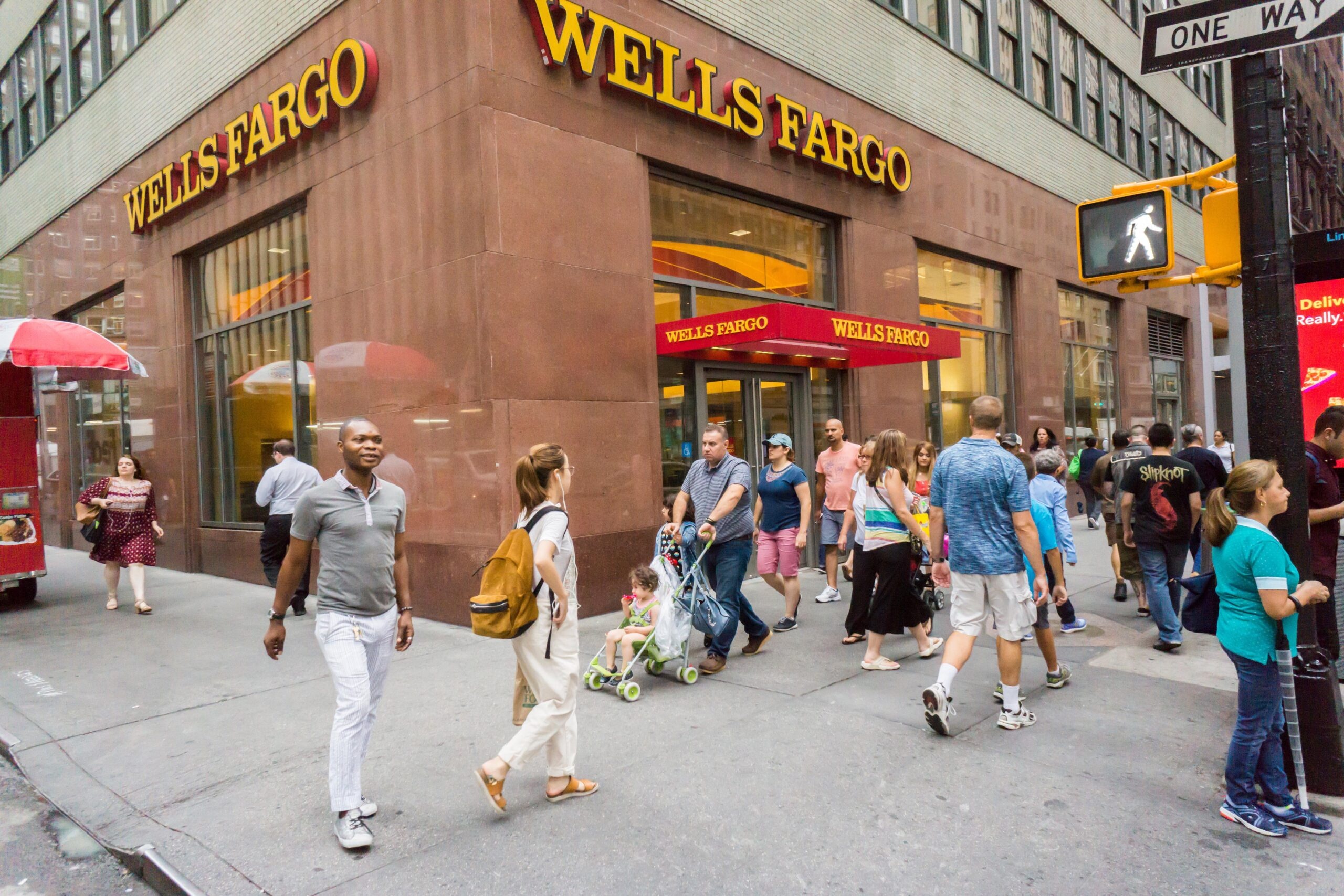 Updated: Wells Fargo Pledges to Give $400 Million Cash in 2018