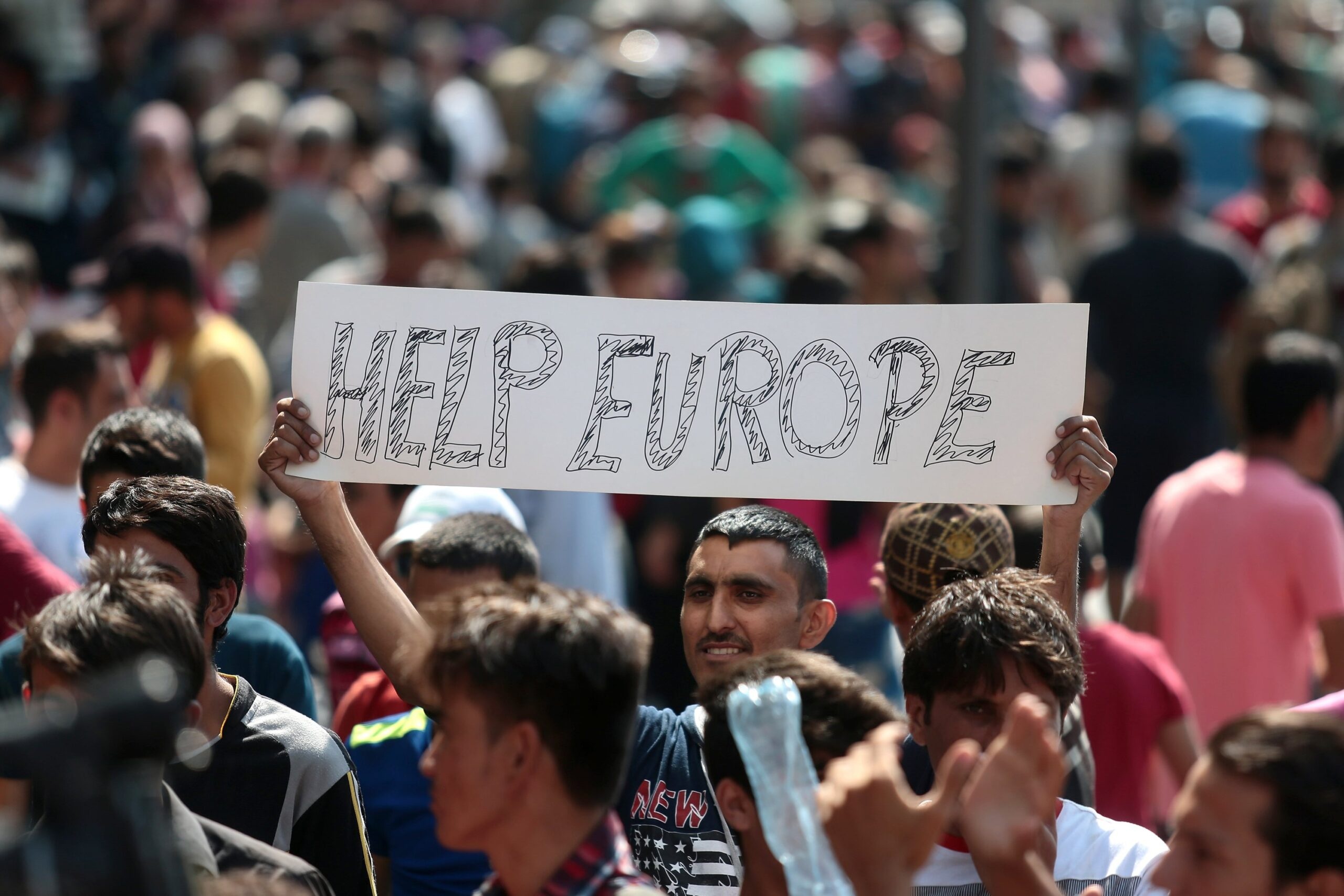 Photo of Drowned Syrian Child Spurs Spike in Donations