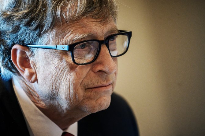 Bill Gates Under a Microscope