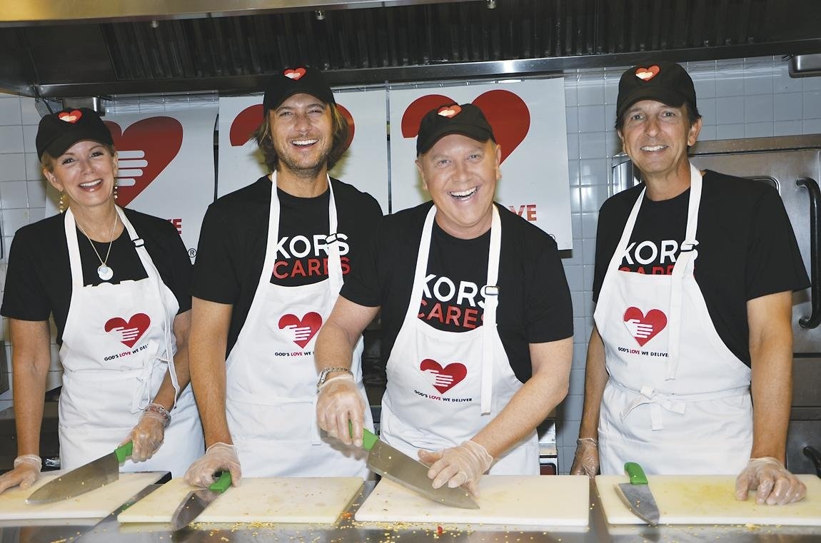 A Fashion Designer Supports Mobile Meals