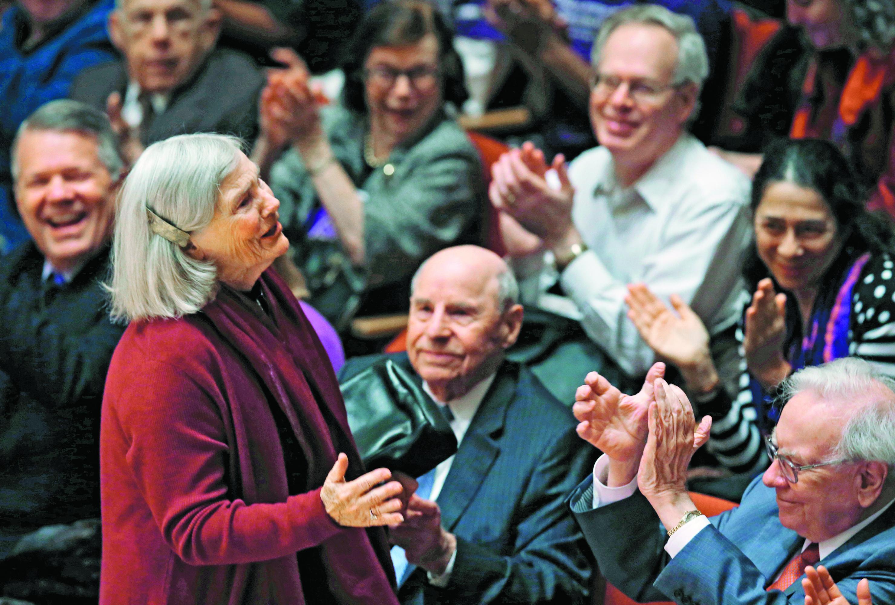 ‘I’M EXCITED ABOUT THIS': Roberta Buffett Elliott, sister of investing guru Warren Buffett (right), stunned Northwestern University when she turned a conversation about a bequest into a gift of more than $100 million to create a global-studies institute. 