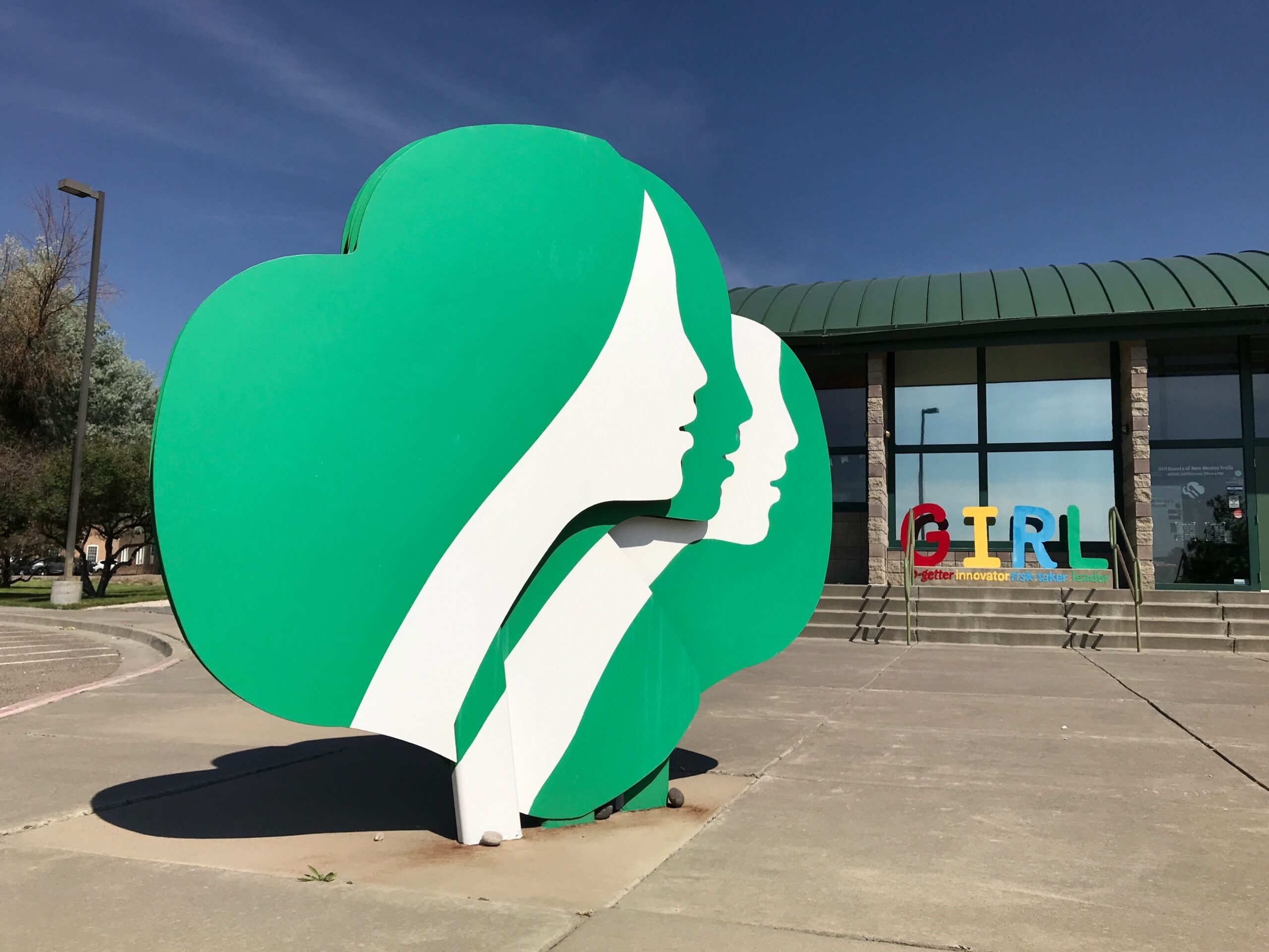 ap-beaty-mackenziegirlscouts-101822-ap22287756090545.jpg