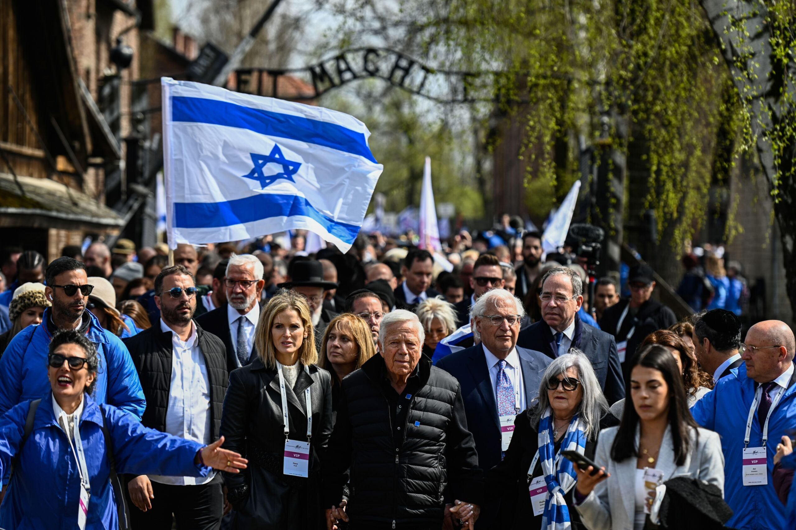 dimentoantisemitism.jpg