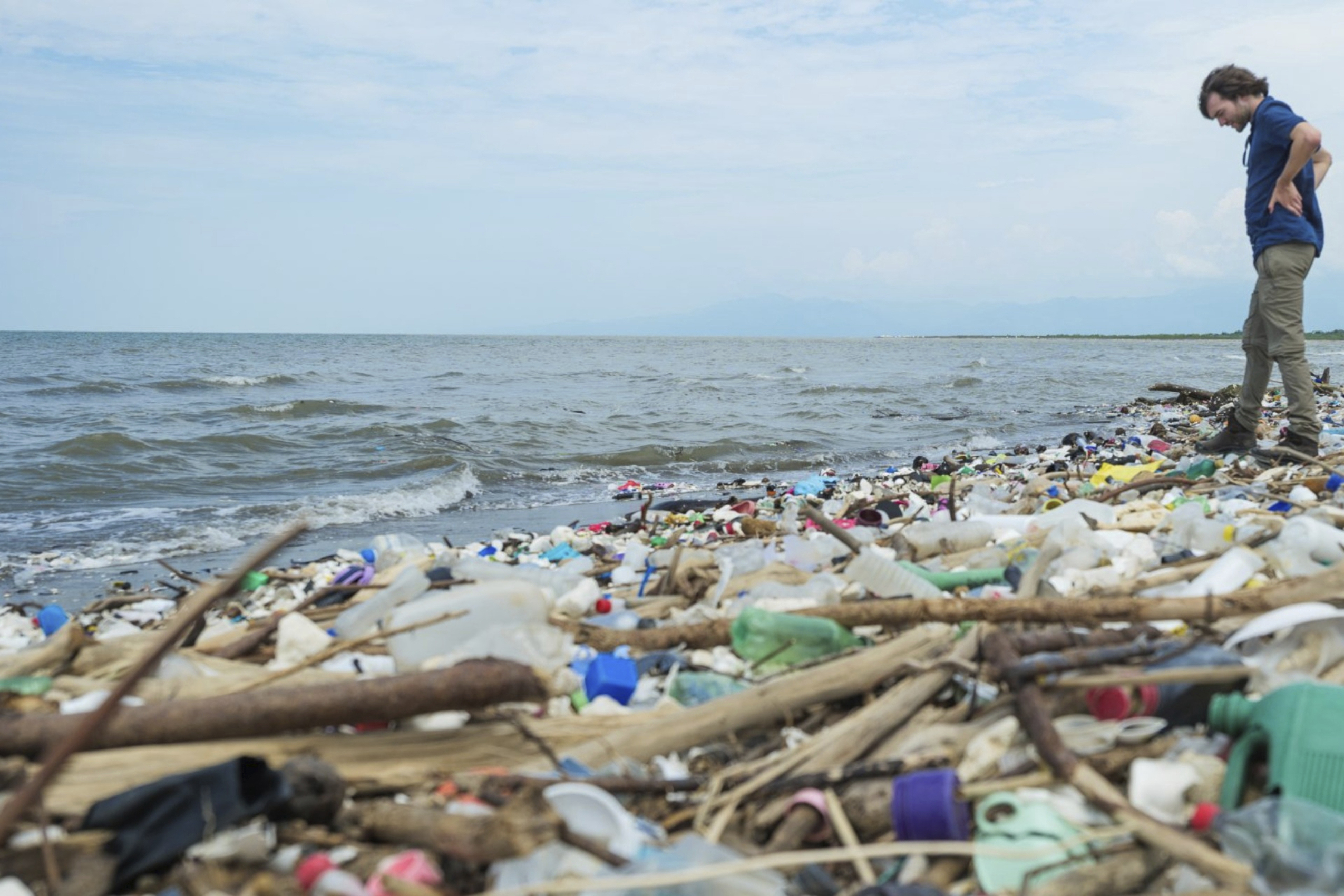 gamboa-cleanoceans-0202-ap23032775542896.jpg
