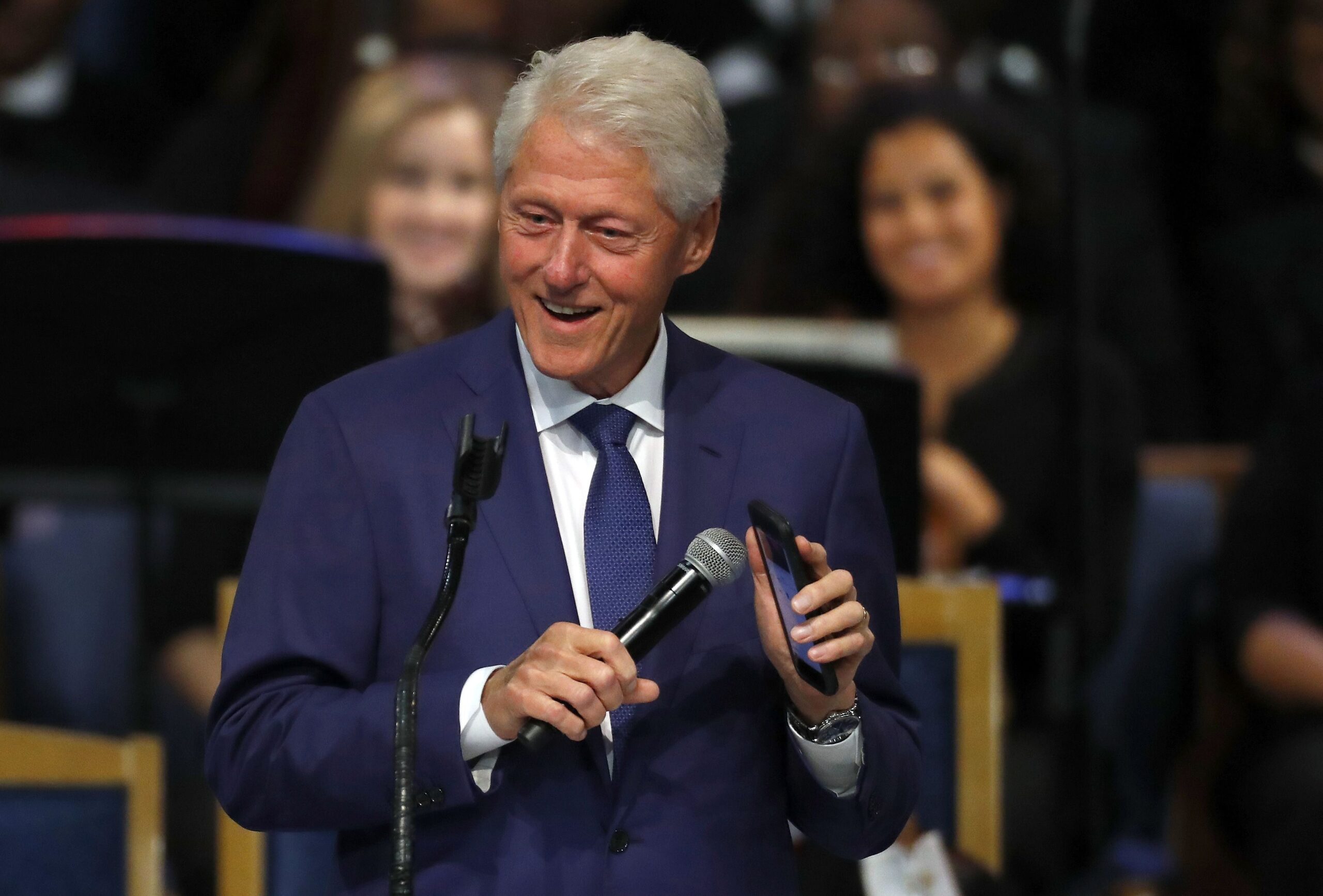 gamboa-clintoninit-081522-ap22223760418951.jpg