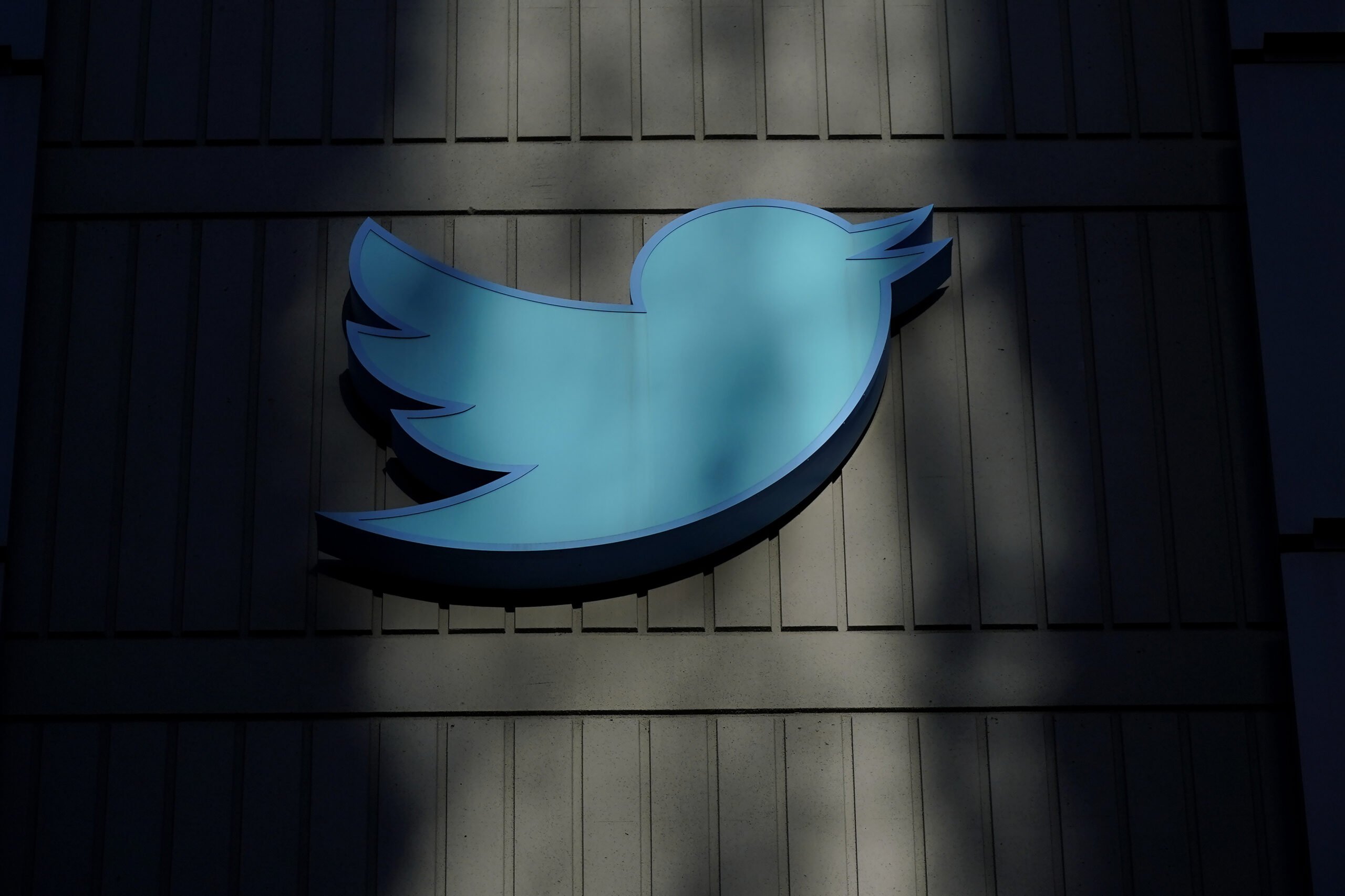 herschandertwitter-11-23-22-ap22323034331831.jpg