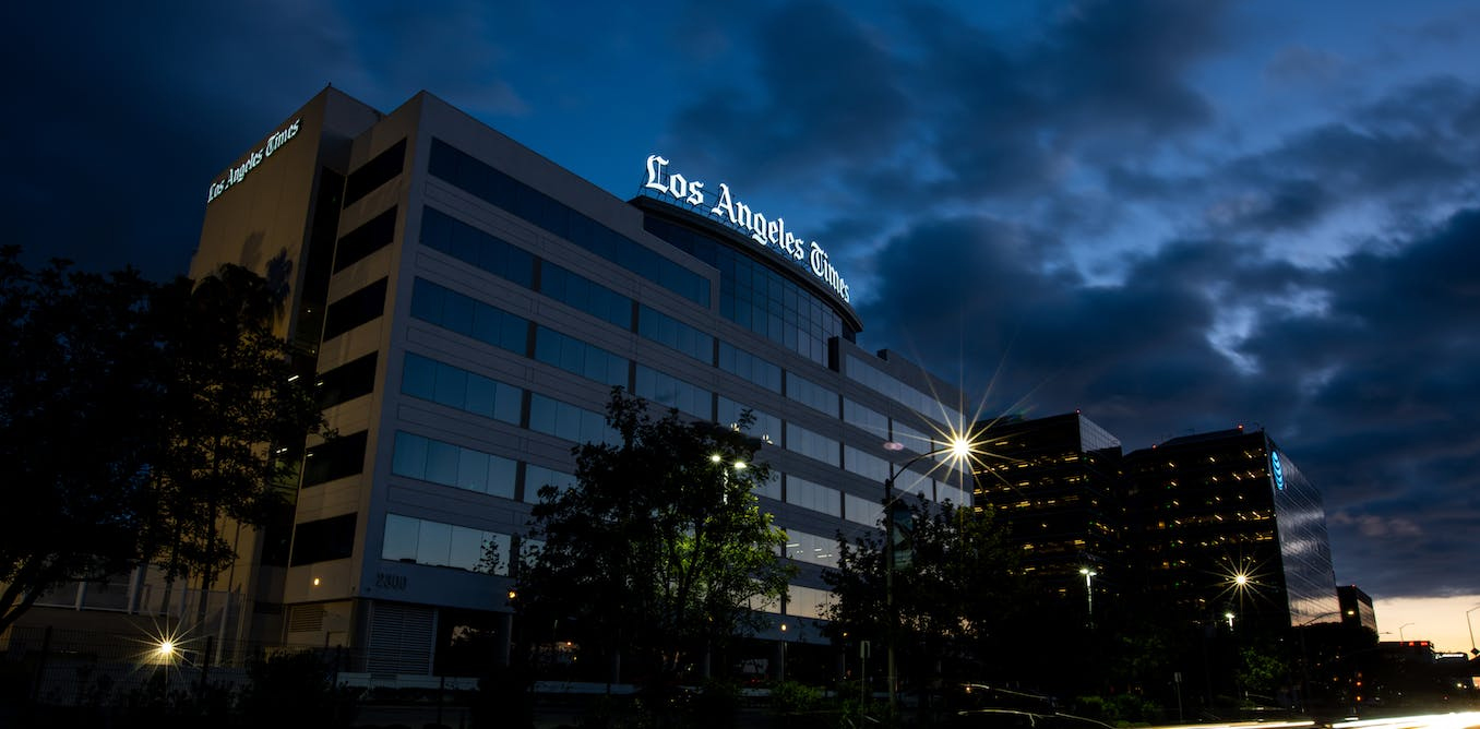 la-times-newsroom-copy.jpg