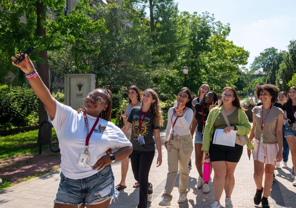 news-dimentogifts0729-uchicago.jpg