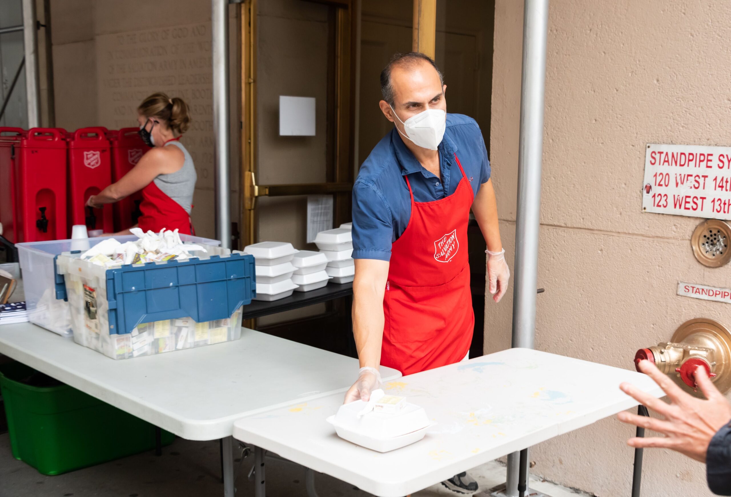 news-herschandercovidworkforce-gettyimages-1276516230.jpg