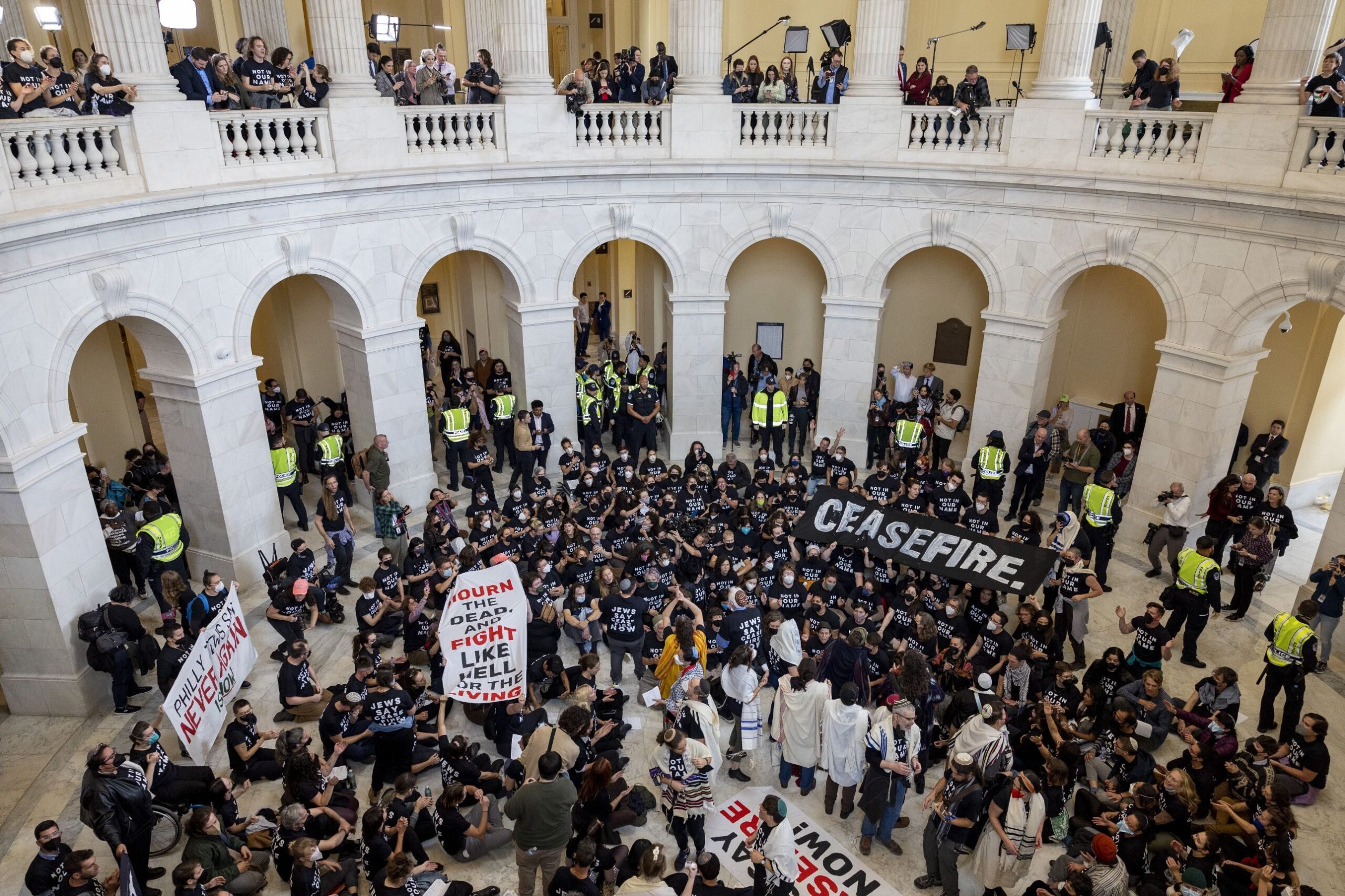 news-herschandernextgendonors-121824-ap23291766622328.jpg