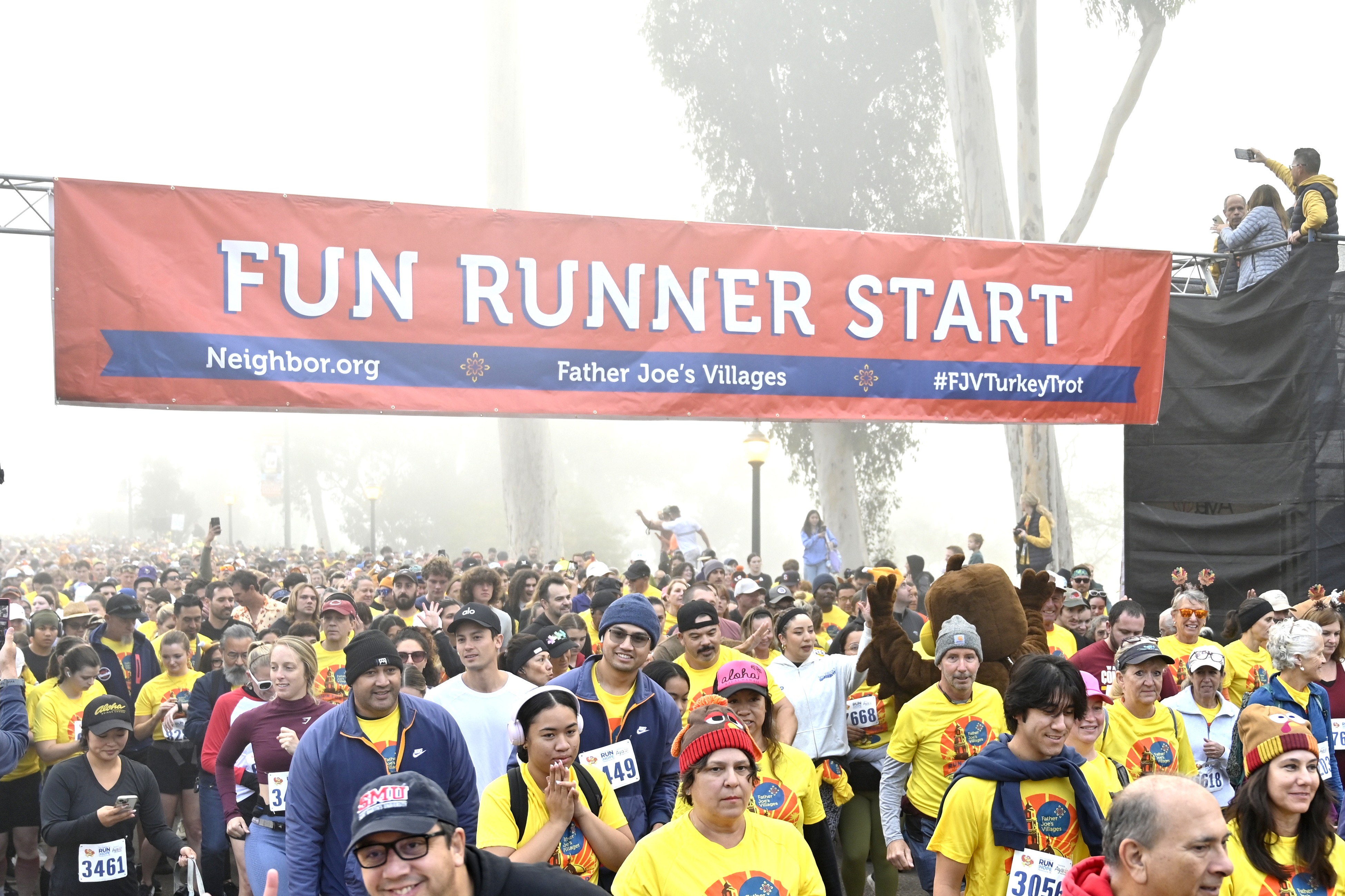 San Diego’s original and longest-running Thanksgiving Day Turkey Trot benefits Father Joe’s Villages Food Services Programs, which provide over 900,000 meals annually.