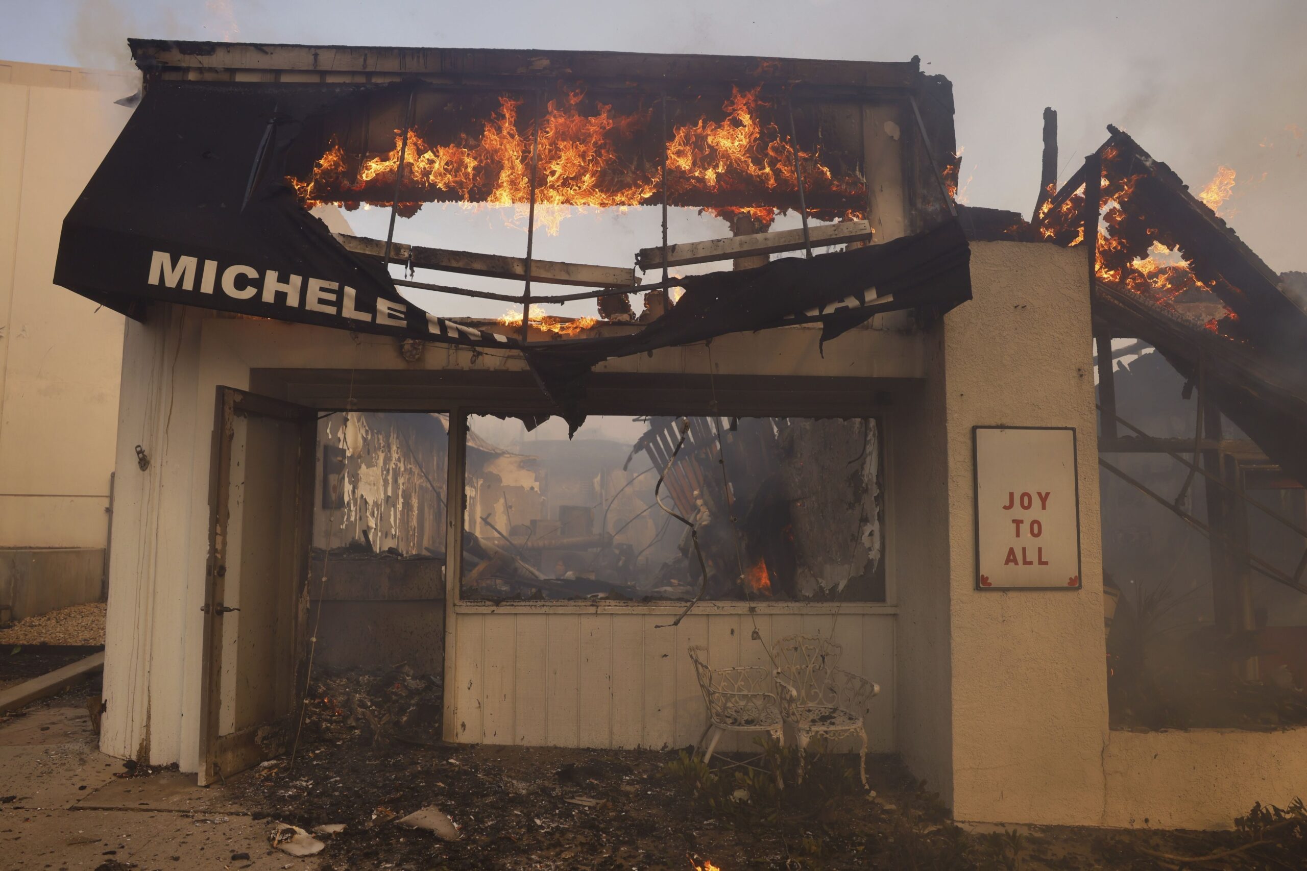 opinion-kleinfires-ap25008754217603.jpg
