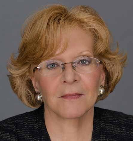 Julia Stasch