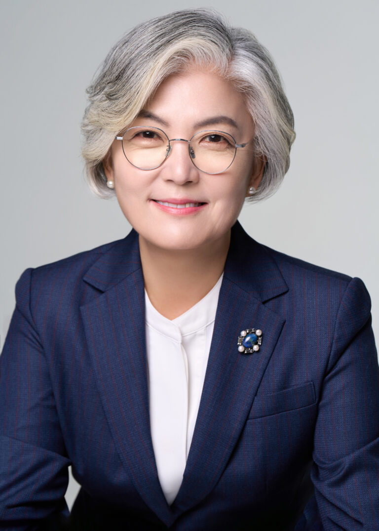 presttransitions-0125-kyung-wha-kang.jpg