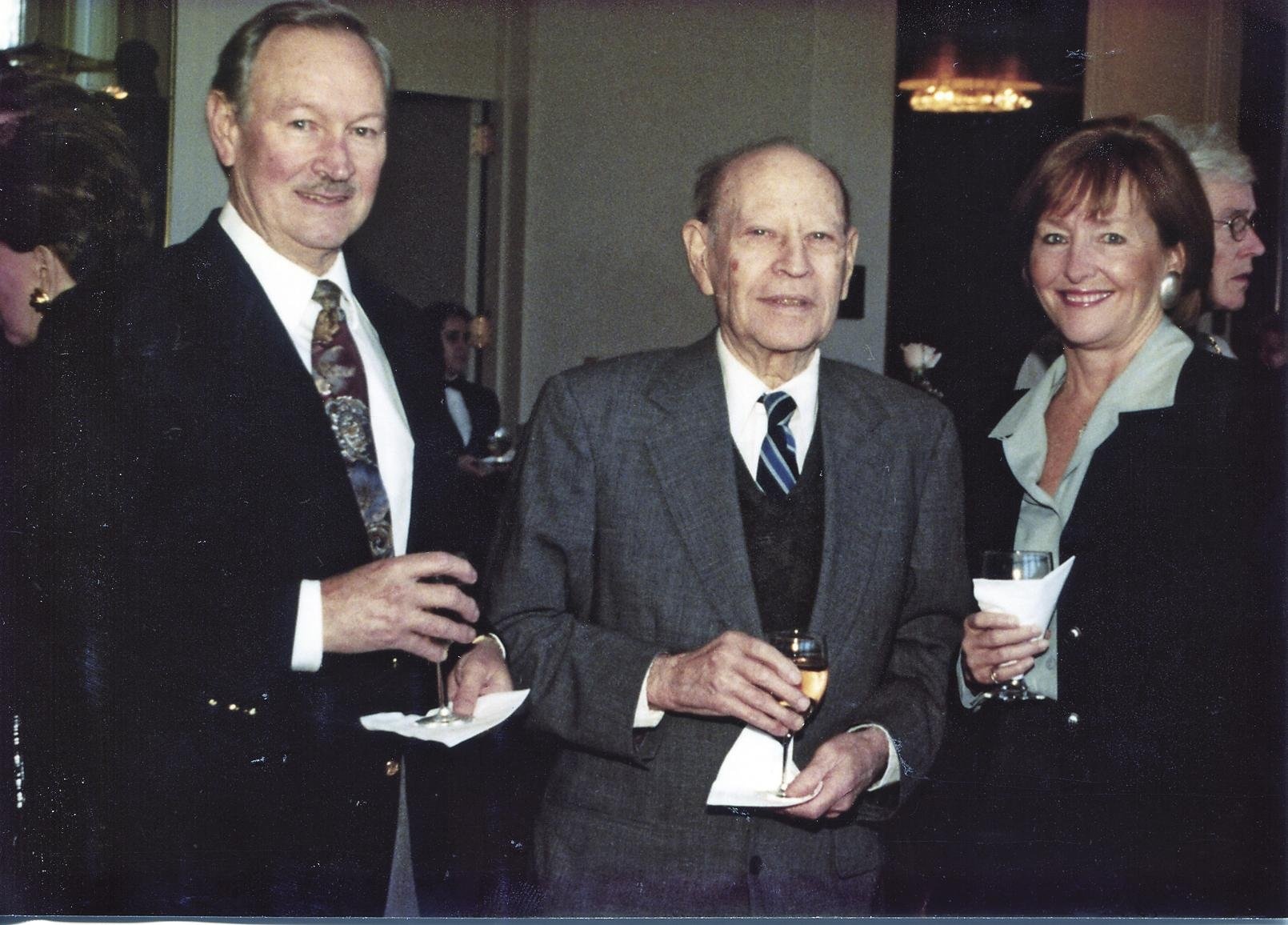 A Railroad Heir Leaves $43-Millionto Social-Service Charity and Arts Groups