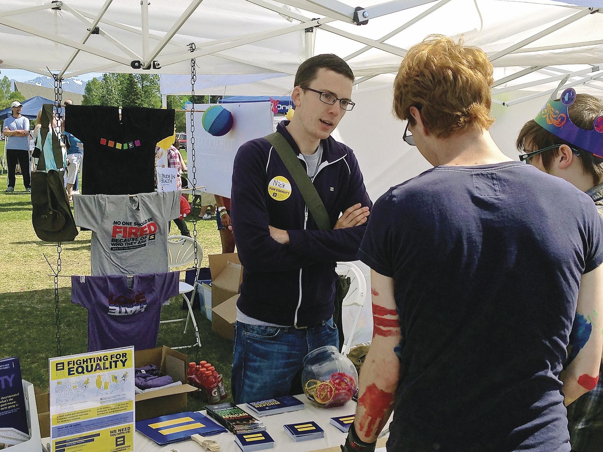 Gay-Rights Group Turns Activists Into Donors