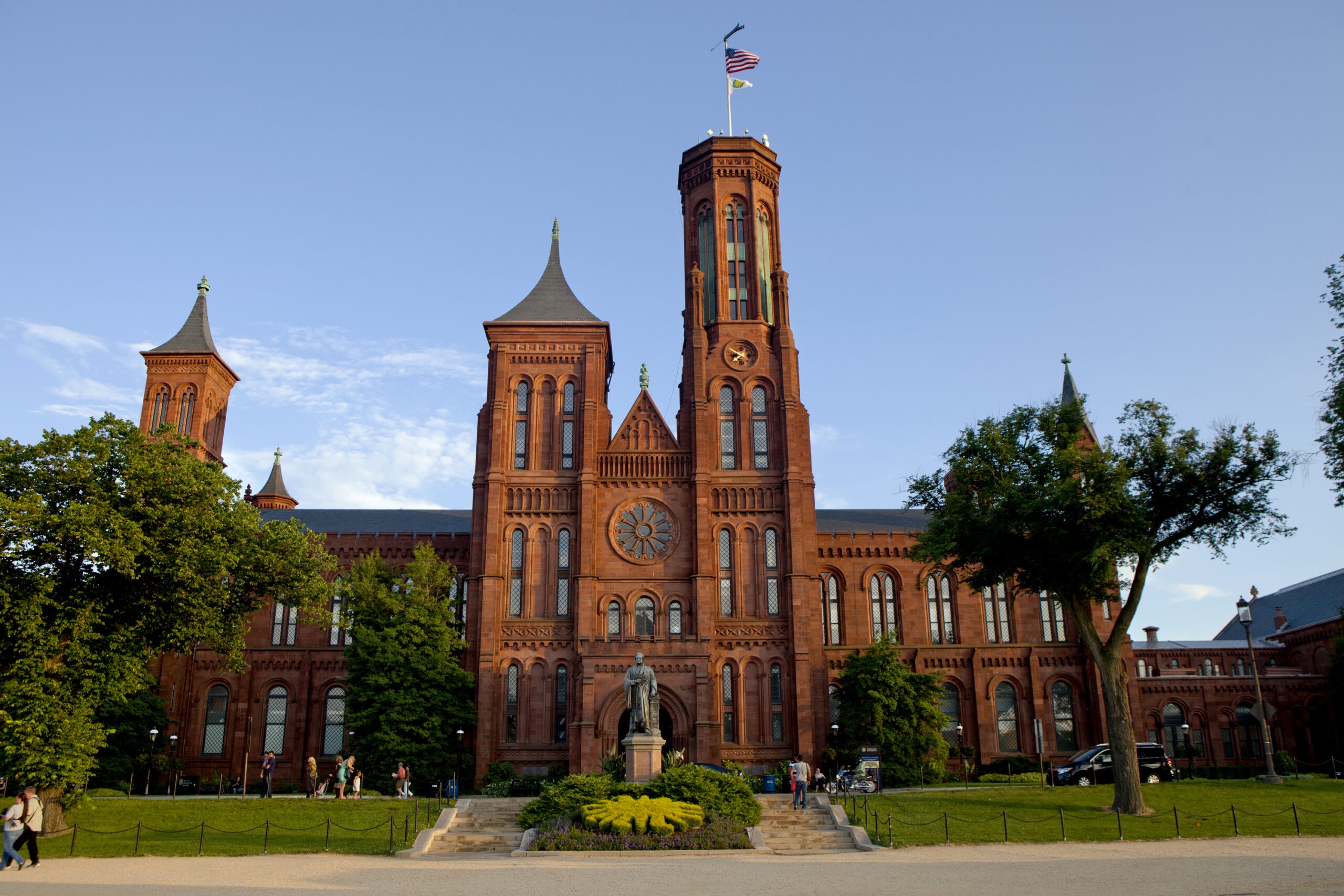 Smithsonian’s $1.9 Billion Capital Campaign Unleashes Lasting Change