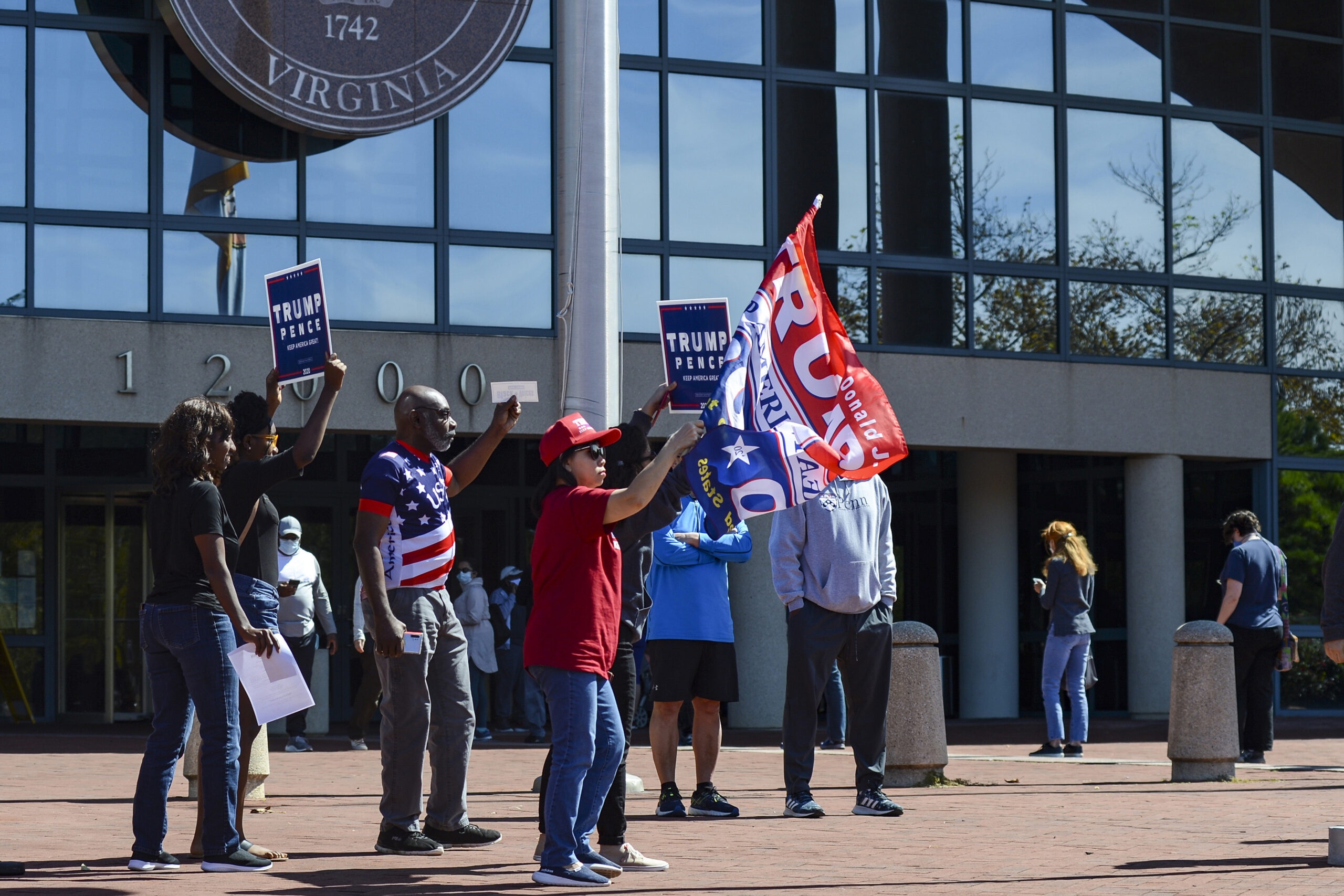 Foundations Prepare to Help Grantees Respond to Election-Related Chaos
