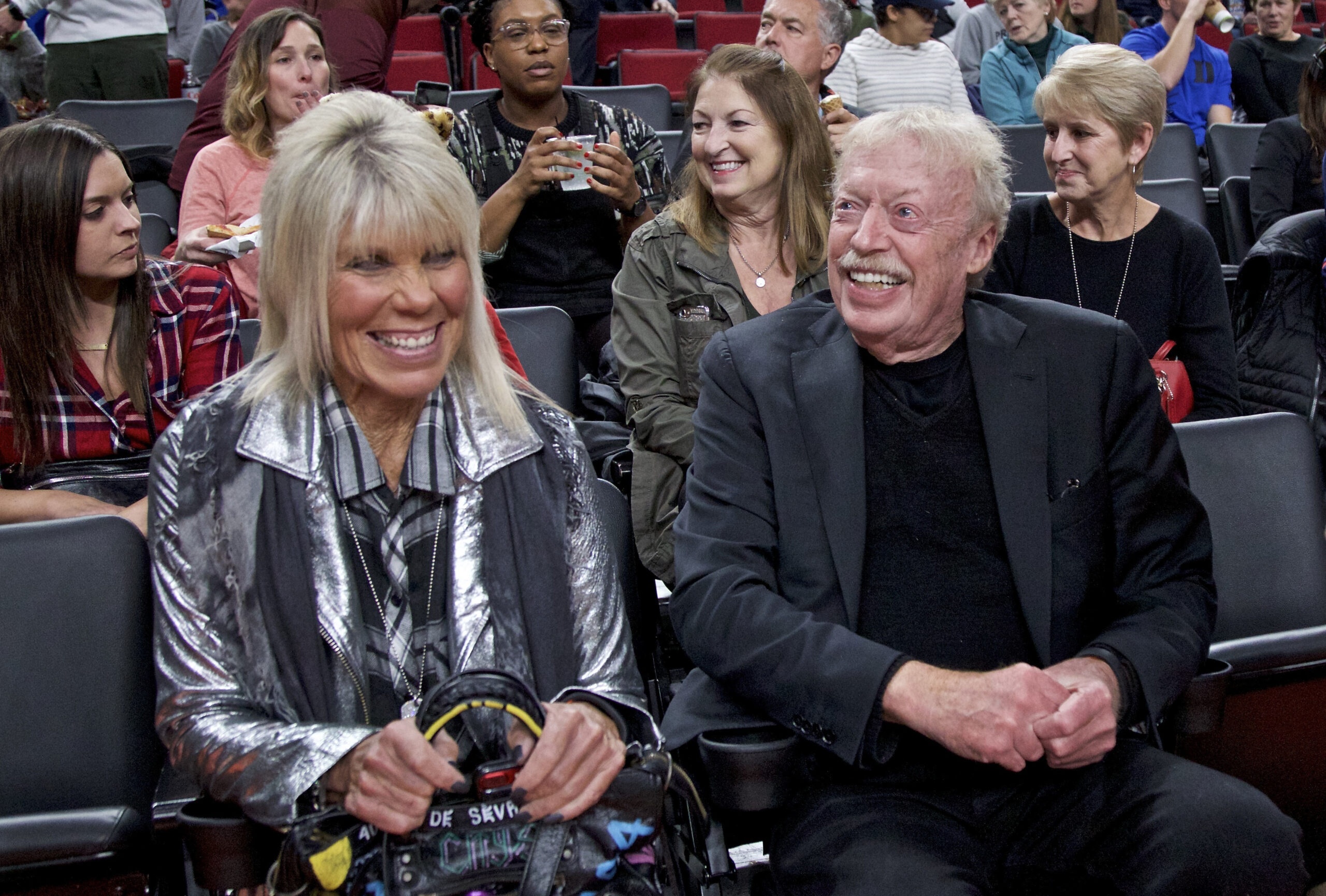 Phil and Penny Knight Pour Another $500 Million into Advanced Science Center at the U. of Oregon