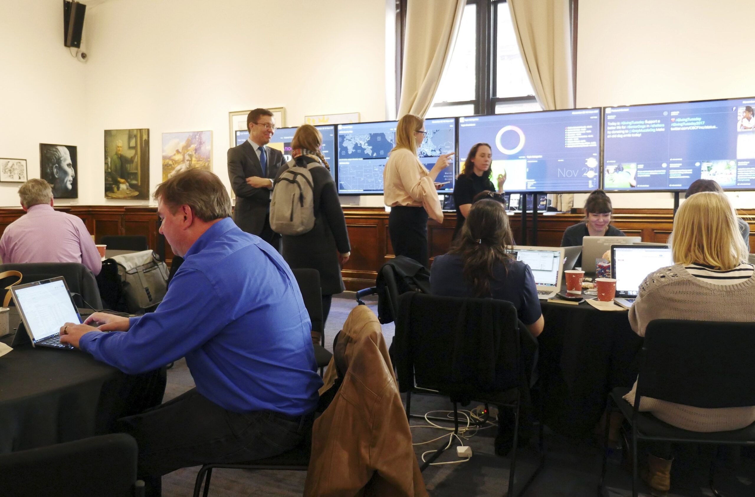 Giving Tuesday Raises $274 Million in Its 6th Year