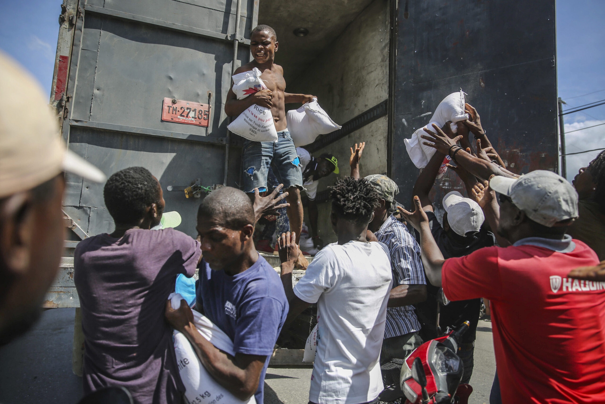 Haiti’s Troubled History May Slow Aid to Earthquake Victims