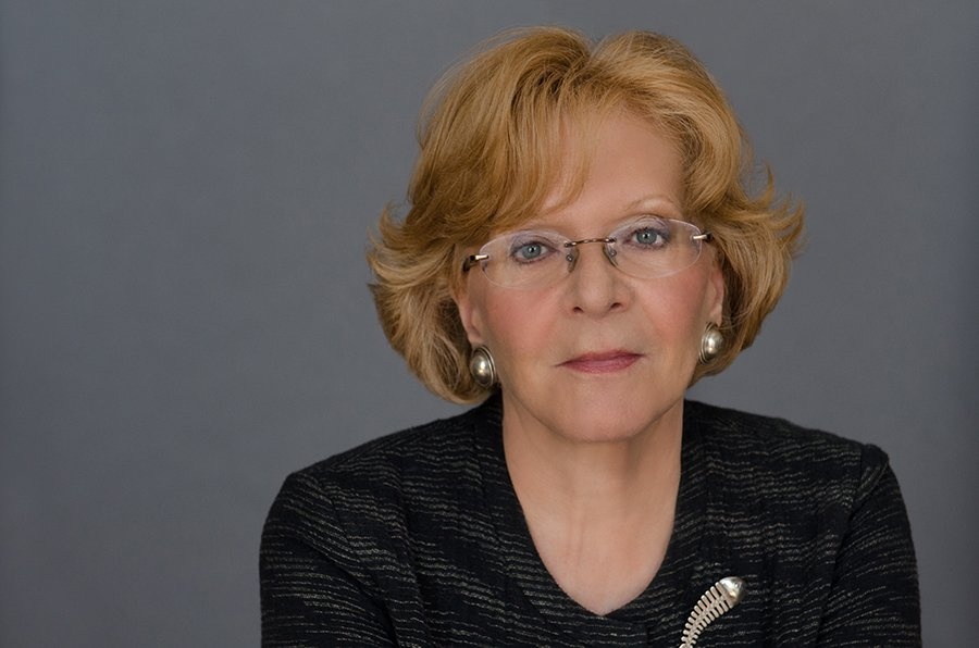 MacArthur to Give $100 Million to 1 Group to Solve 1 Big Problem
